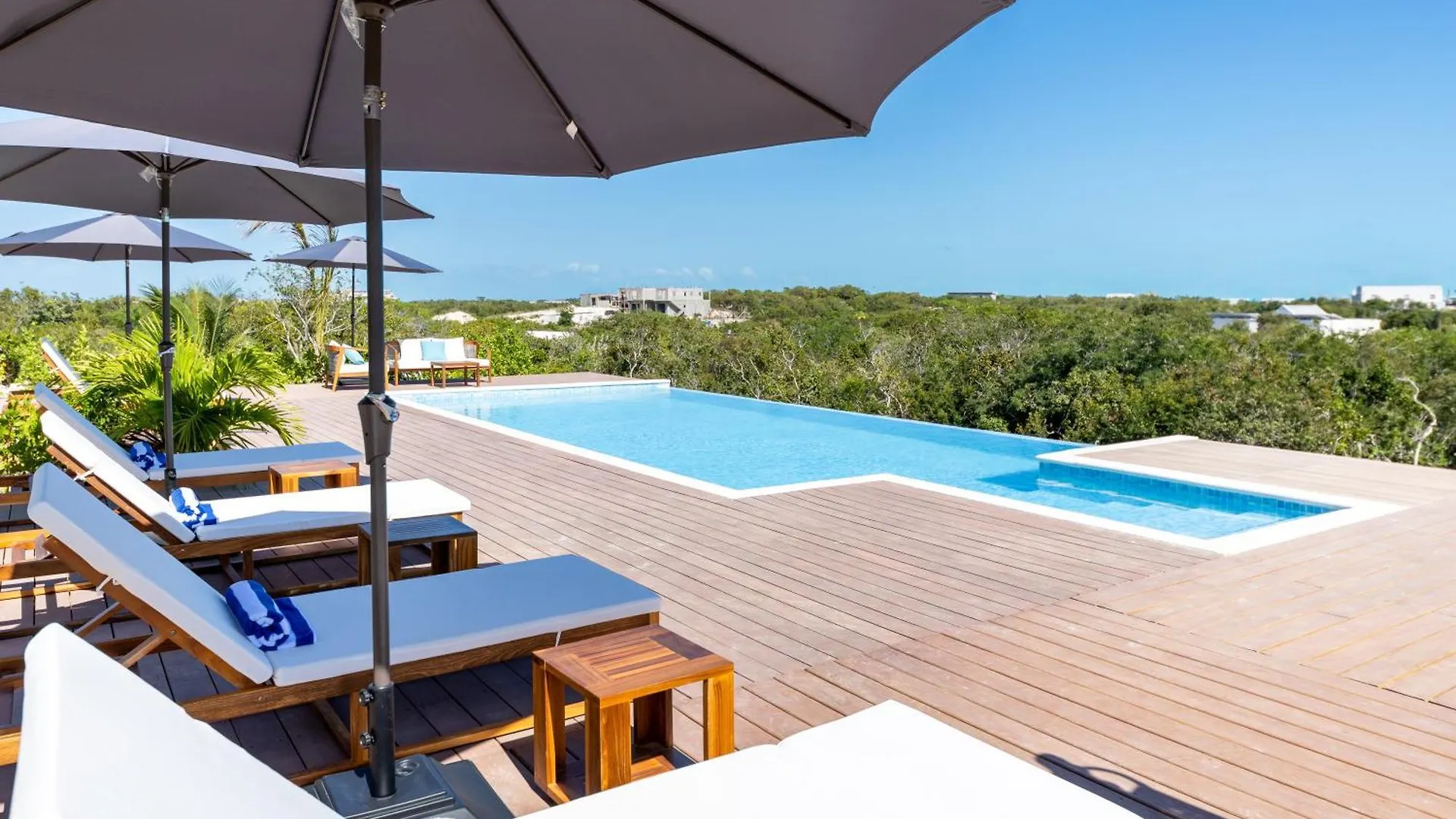 Apartment Sienna I Long Bay Retreat I Luxury Stay Near Grace Bay & Long Bay Beach